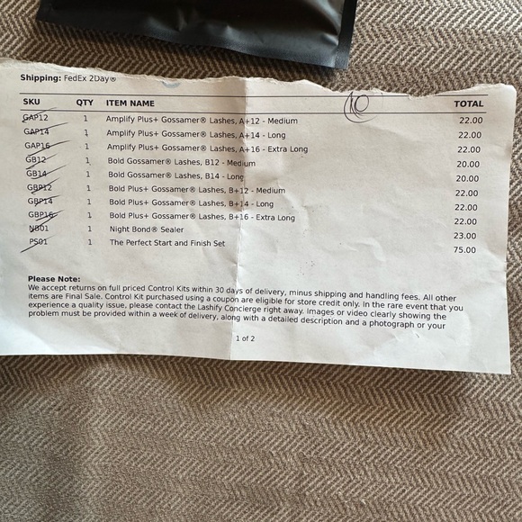 LASHIFY Amplify Plus and Bold Gossamer Lashes Set - Picture 4 of 5